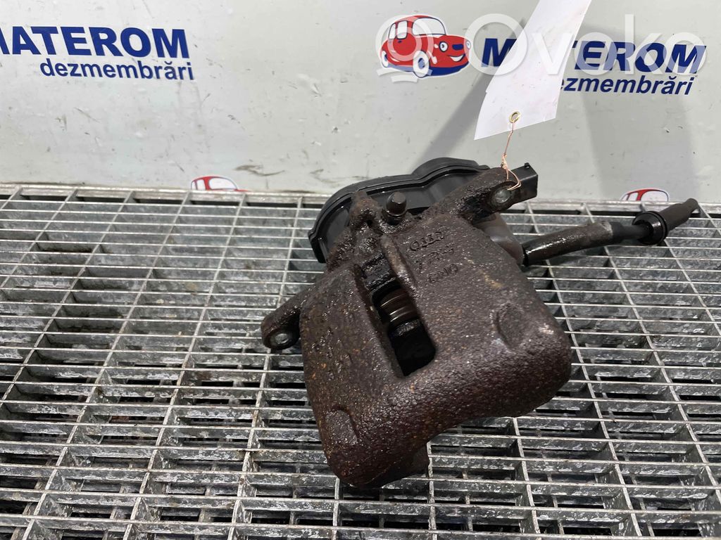 Etrier frână spate   8K0615403E