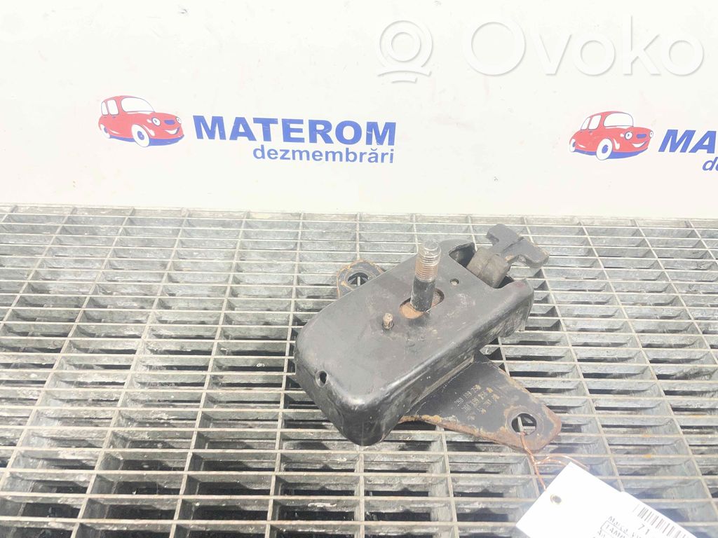 Volkswagen Amarok Supporto di montaggio del motore 