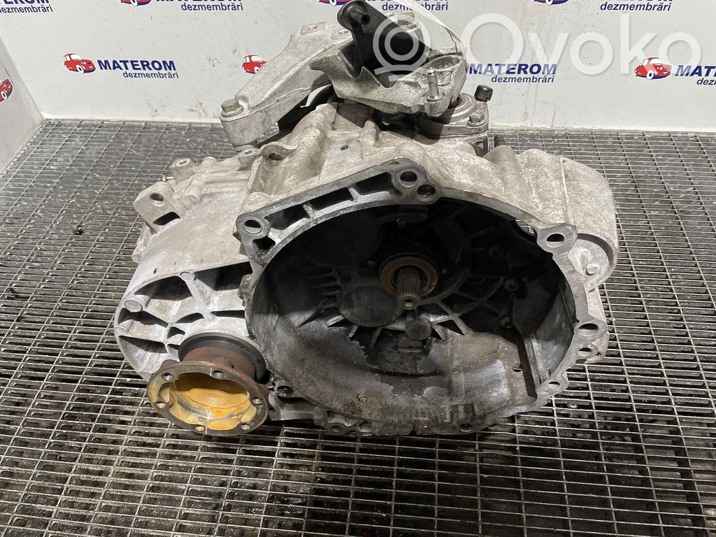 Volkswagen Golf VII Boîte de vitesses manuelle à 5 vitesses