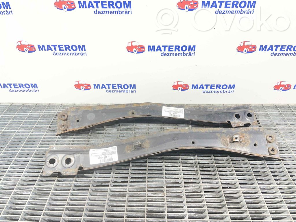 Subcadru frontal   5256B523