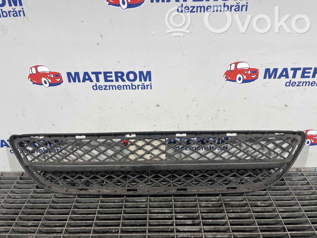 BMW 3 E90 E91 Mascherina inferiore del paraurti anteriore