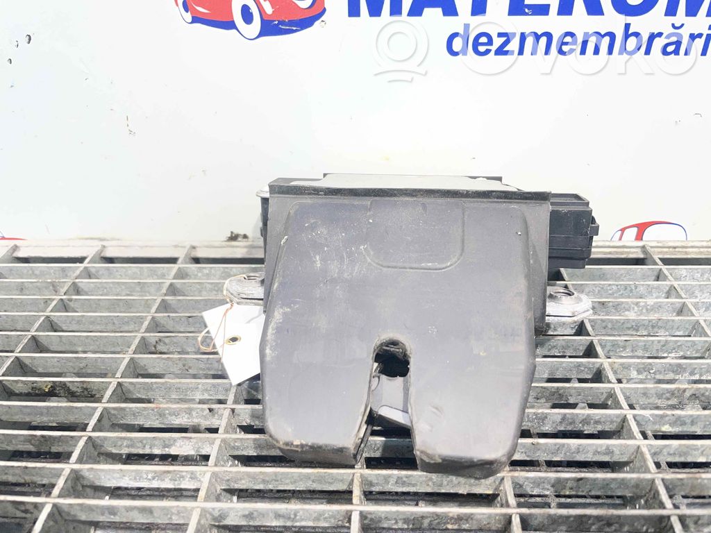 Ford Focus Becquet de lunette arrière