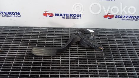Land Rover Freelander 2 - LR2 Accelerator throttle pedal 