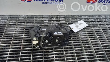 Volkswagen Amarok Serrure de porte arrière