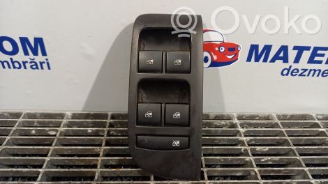 Opel Zafira C Interruttore di controllo dell’alzacristalli elettrico
