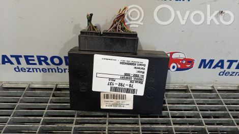 Volkswagen Polo IV 9N3 Moduł / Sterownik komfortu