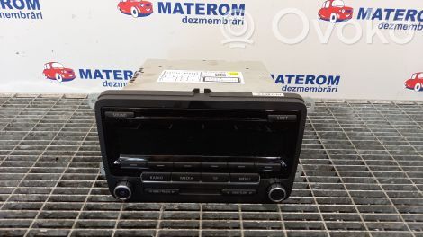 Volkswagen Touran II Radio/CD/DVD/GPS head unit 