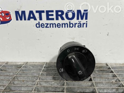 Volkswagen PASSAT B6 Light switch 