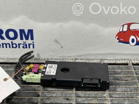 BMW 3 F30 F35 F31 Aerial antenna amplifier 