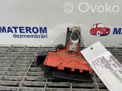 Mazda 3 III Fusible del relé de la batería 
