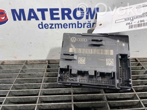 Audi Q7 4L Durvju vadības bloks 