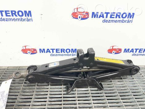 Toyota Prius (XW30) Lift Jack 