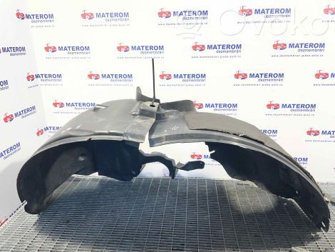 Land Rover Discovery Sport Nadkole przednie