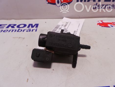 BMW 1 E81 E87 Einzelteil Vakuum Unterdruck Turbolader 