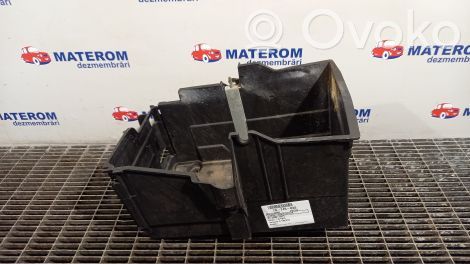 Ford Focus Staffa di montaggio della batteria 
