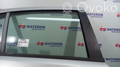 Opel Corsa D Szyba drzwi tylnych
