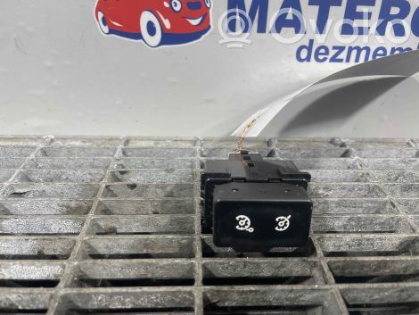 Cruise control switch   25340JY00A