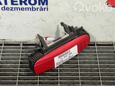 Nissan Juke I F15 Manecilla externa puerta trasera