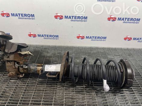 Volkswagen Polo IV 9N3 Front shock absorber/damper 