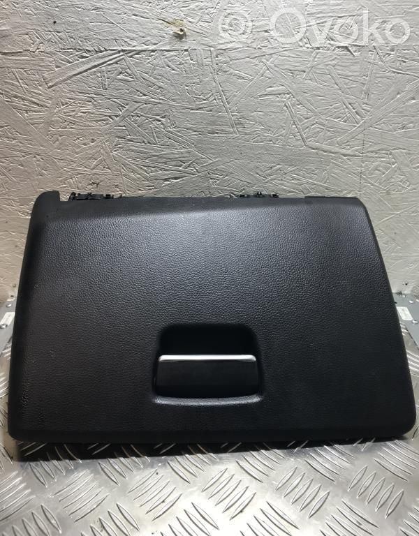 BMW 1 E81 E87 Glove box set 