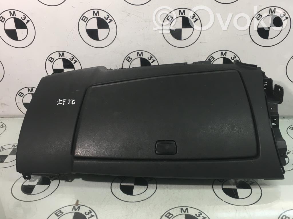 BMW 1 E81 E87 Mantu nodalījuma komplekts 