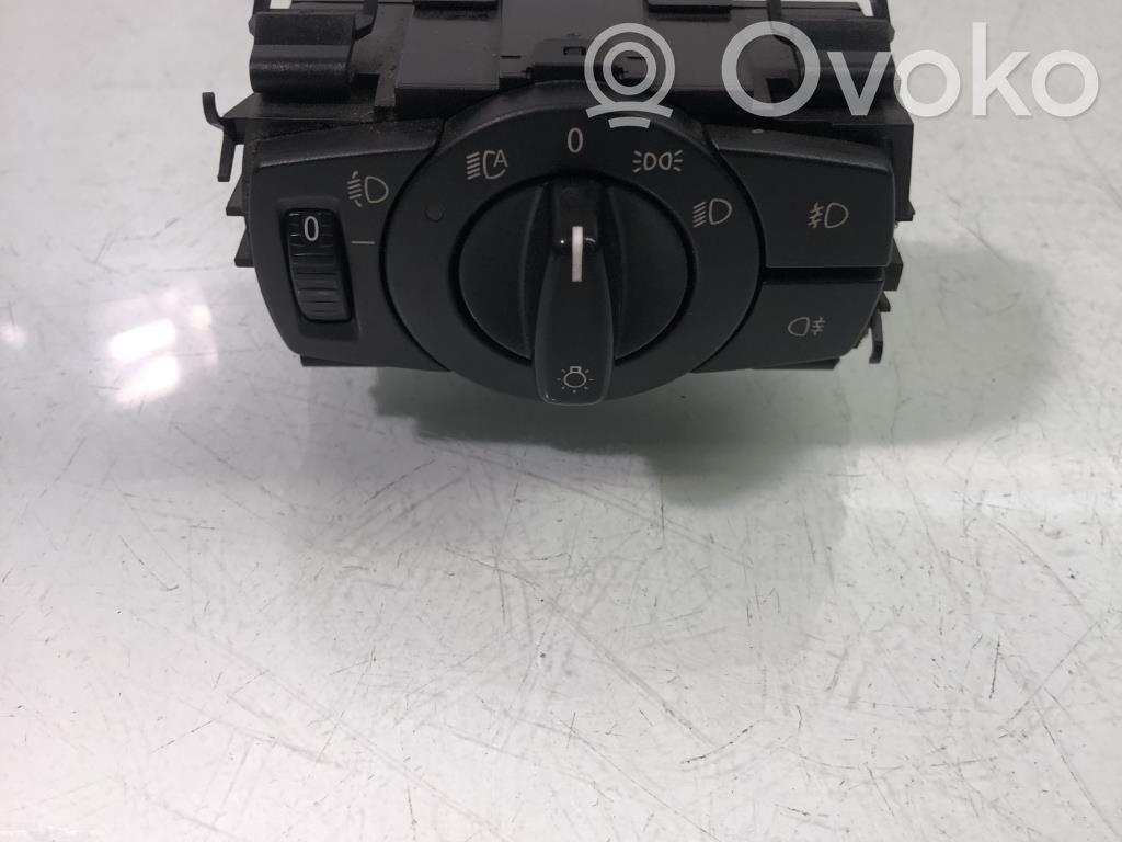 Light switch   61316932792