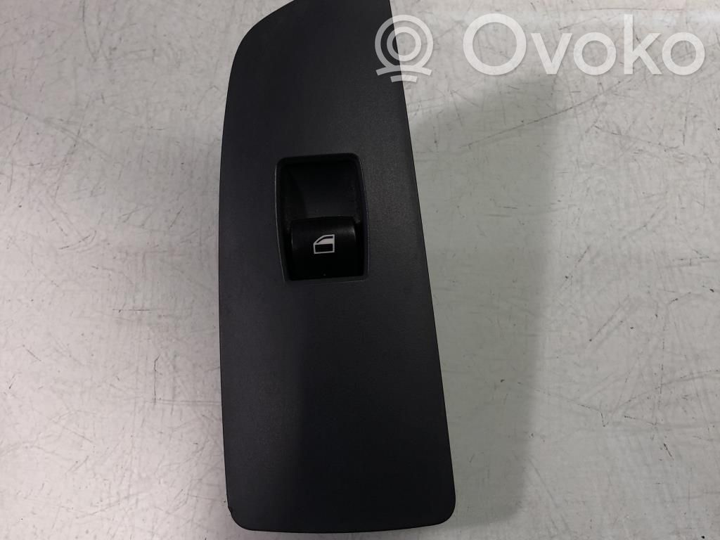 BMW 1 E81 E87 Electric window control switch 