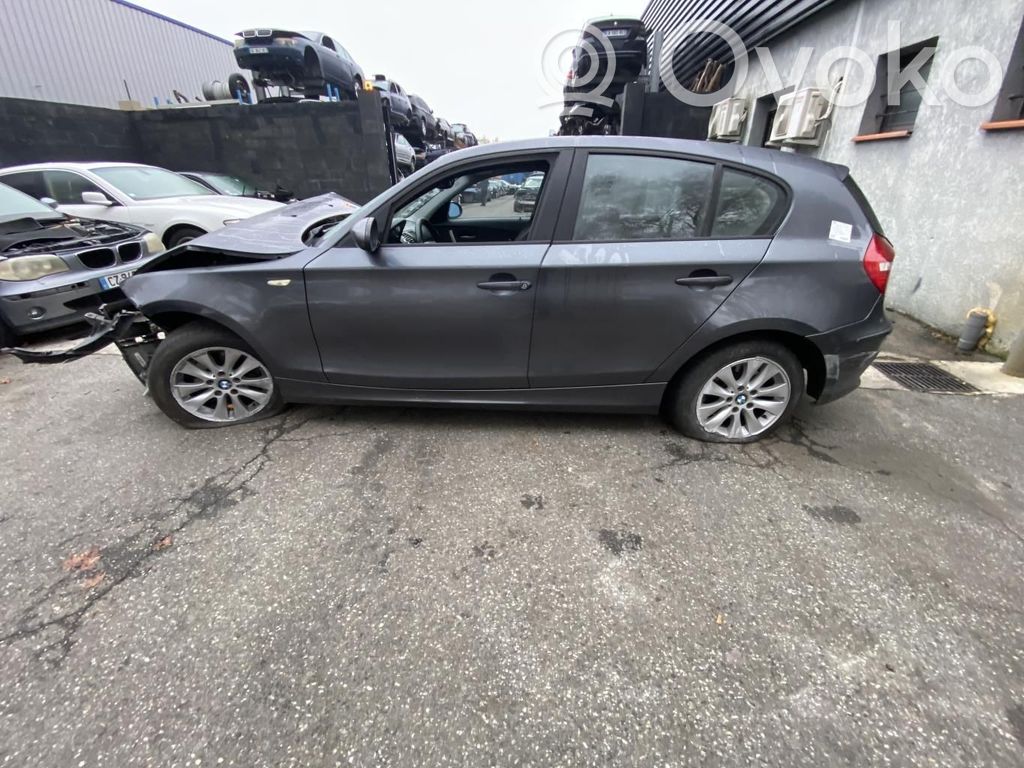 BMW 1 E81 E87 Front seatbelt 