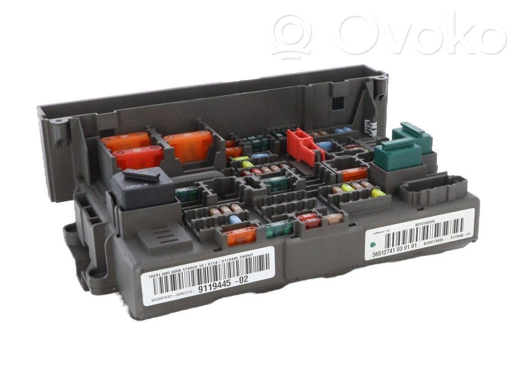 BMW 1 E81 E87 Fuse module 