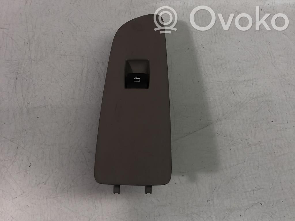 BMW 1 E82 E88 Electric window control switch 