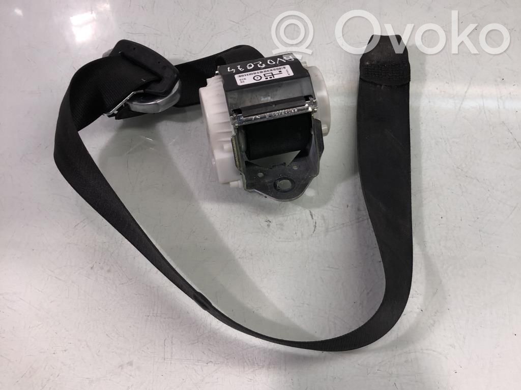 BMW 1 E82 E88 Front seatbelt 