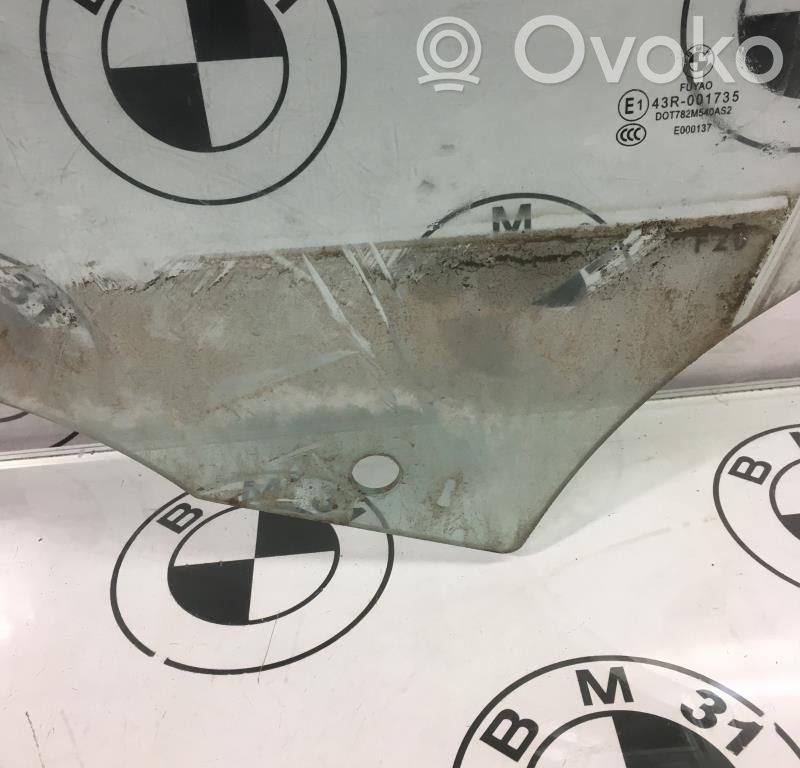 BMW 1 F20 F21 Szyba drzwi przednich 