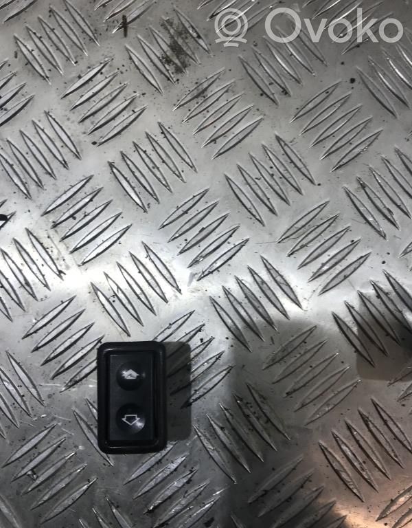 Electric window control switch   61318365300