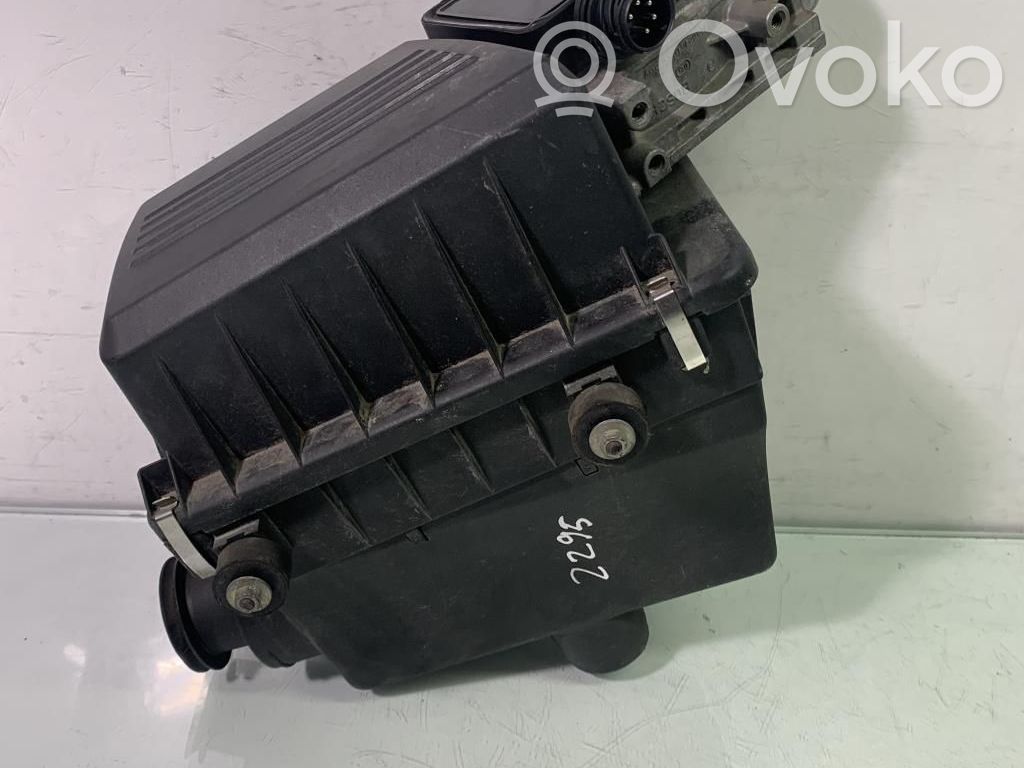 BMW 3 E36 Air filter box 