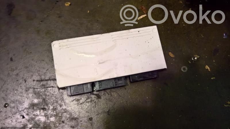 Unidad de control/módulo del motor   6914367