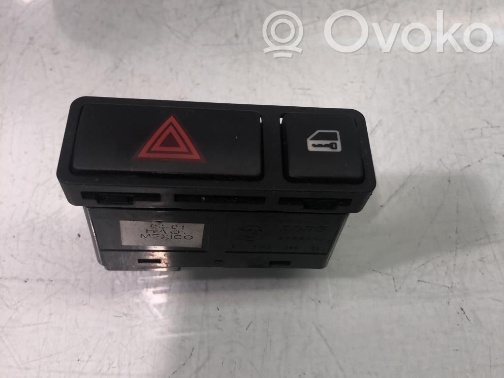 Botón interruptor de luz de peligro   61318368920