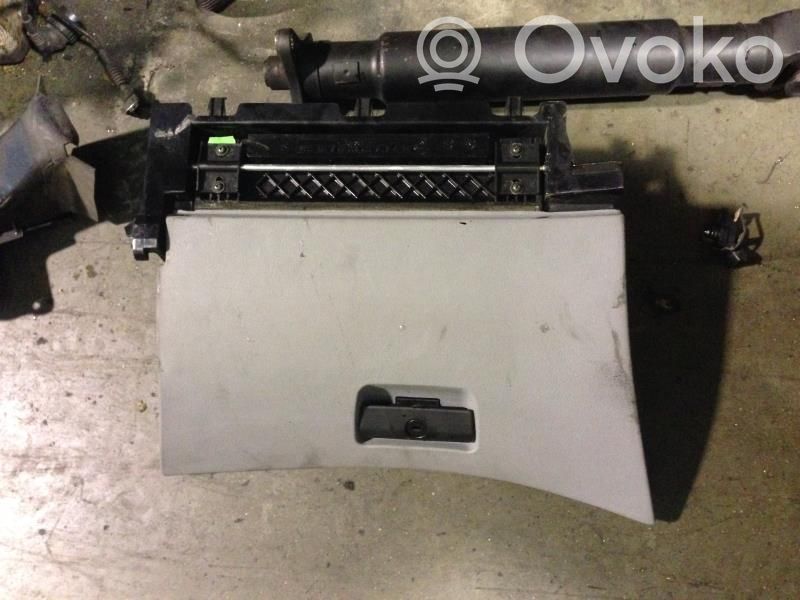 Glove box set