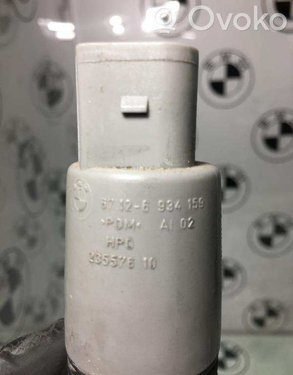 Windscreen/windshield washer pump   67127302589