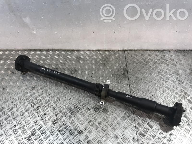 BMW 3 E90 E91 Kardanas komplekte 