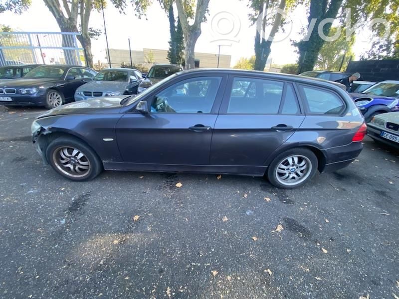 Aizmugurējā pusass   33217533445