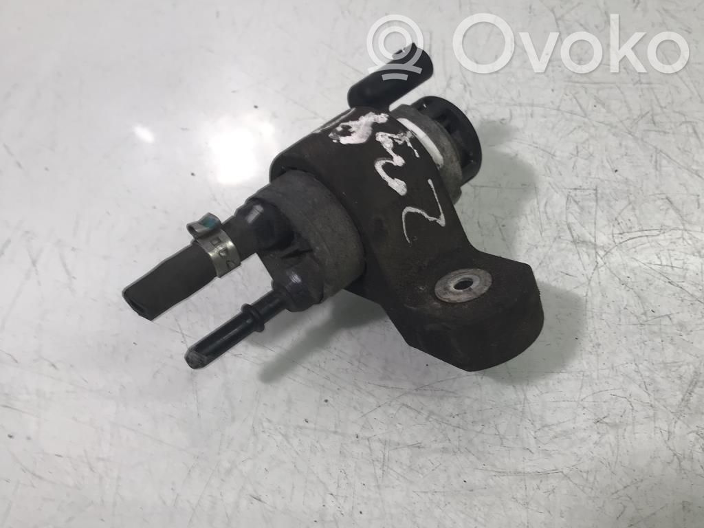 BMW 3 F30 F35 F31 In-tank fuel pump 
