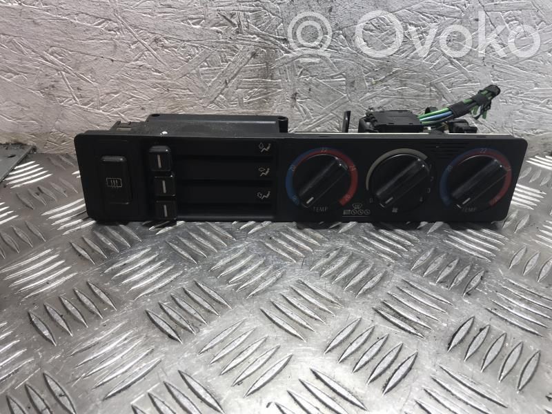 BMW 5 E34 Climate control unit 