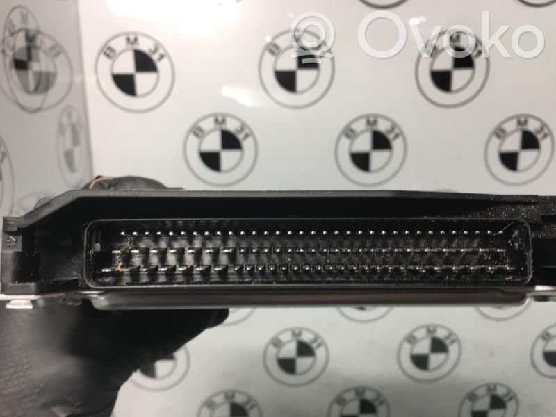 BMW 5 E39 Engine control unit/module 