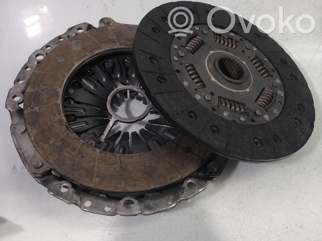 BMW 5 E60 E61 Sankabos komplektas 