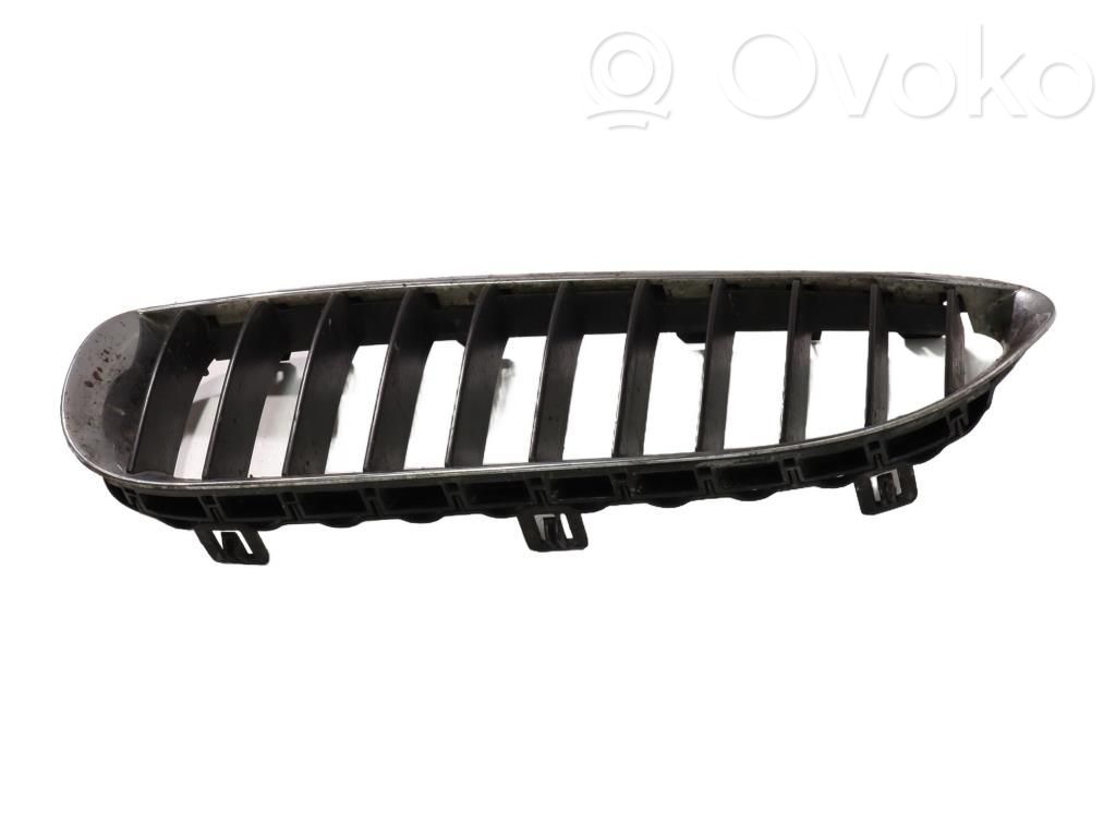 BMW 6 E63 E64 Front bumper upper radiator grill 