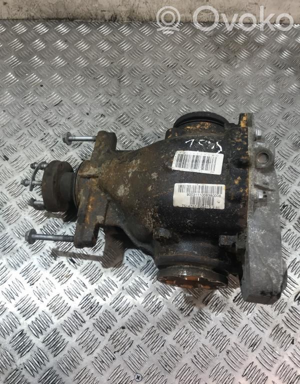 BMW 7 E65 E66 Galinis reduktorius 
