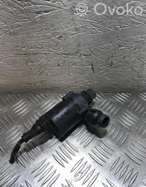Vesipumppu   64116922699