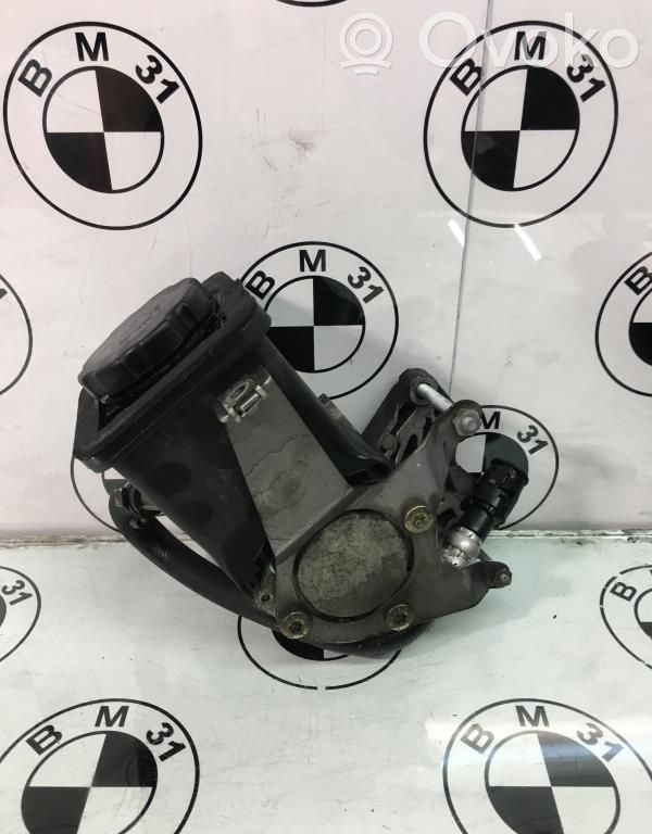 BMW 7 E65 E66 Ohjaustehostimen pumppu 