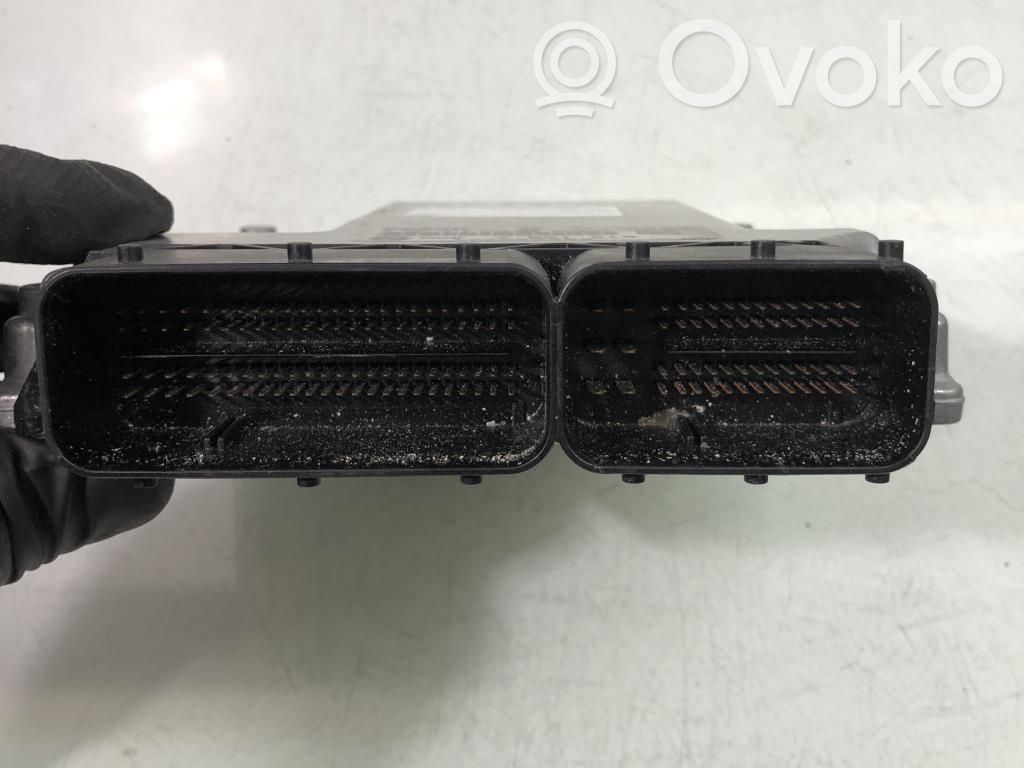 BMW 7 E65 E66 Engine control unit/module 