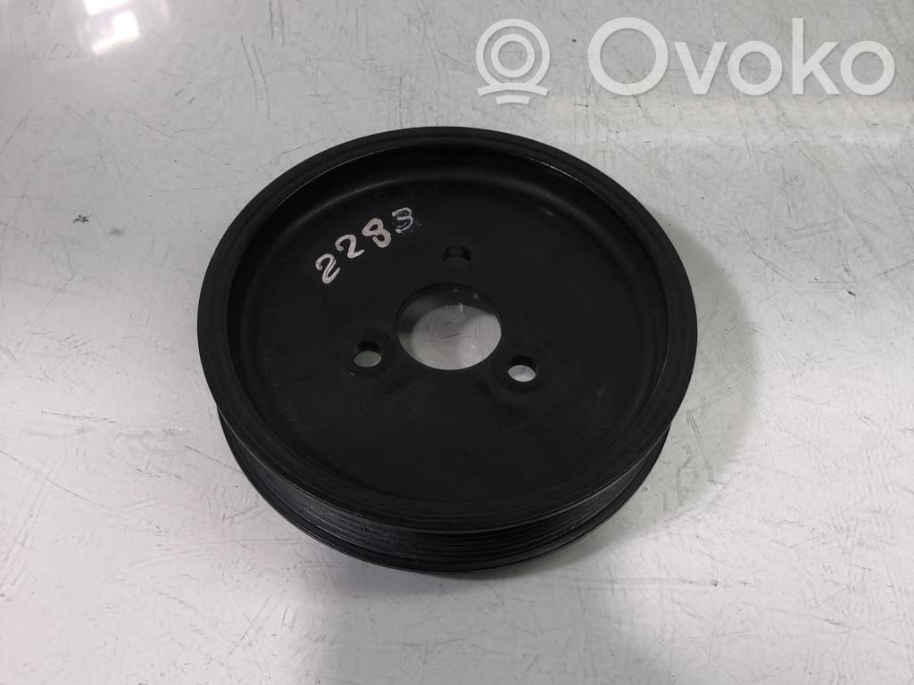 Ohjaustehostimen pumppu   32421740858